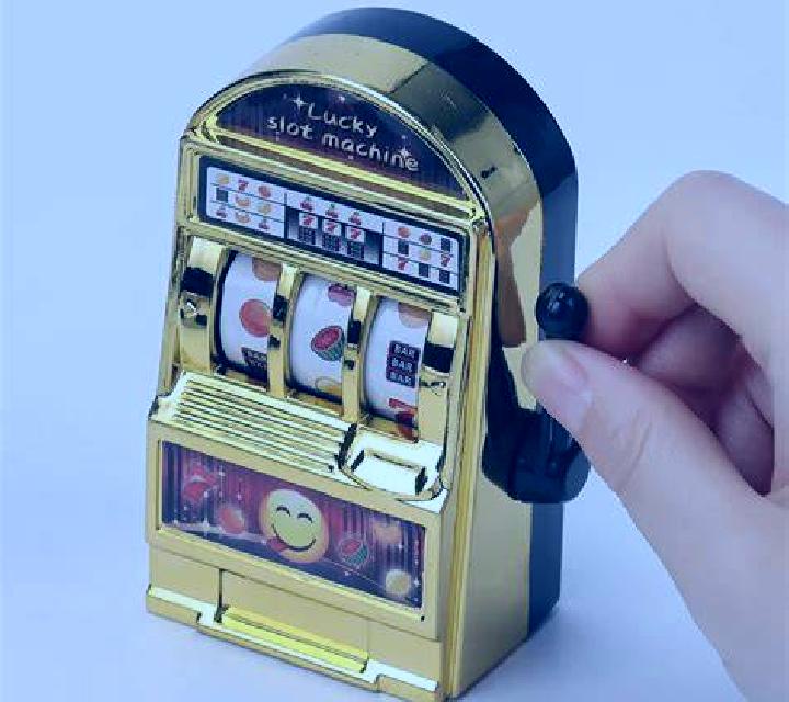 Cards of Venus Aces and Faces slot machine