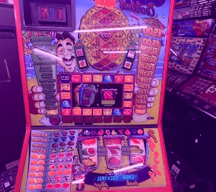 Cheeky Bingo Big Money Vegas slot game