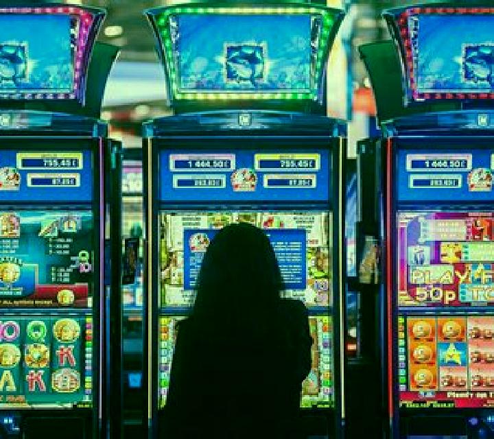 Dark Echo online slot