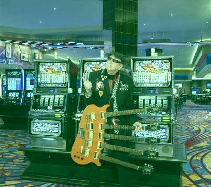 DJ Rock slot machine