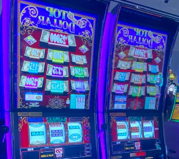 Dragon Sisters slot machine