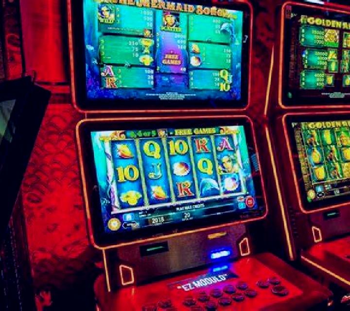 Greed slot game
