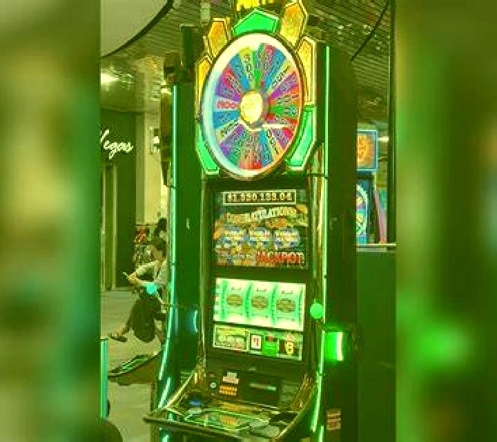 Greedy for Gold: Hold and Win slot game