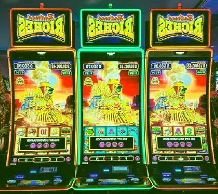 Hidden Riches slot machine