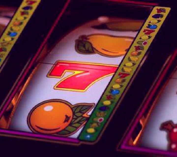 Hot Diamonds slot