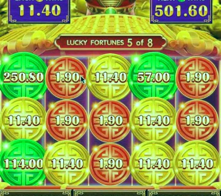 Jackpot District: City of Fortune slot game