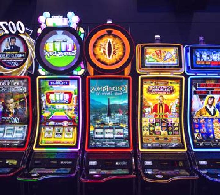 Madshow Circus slot machine