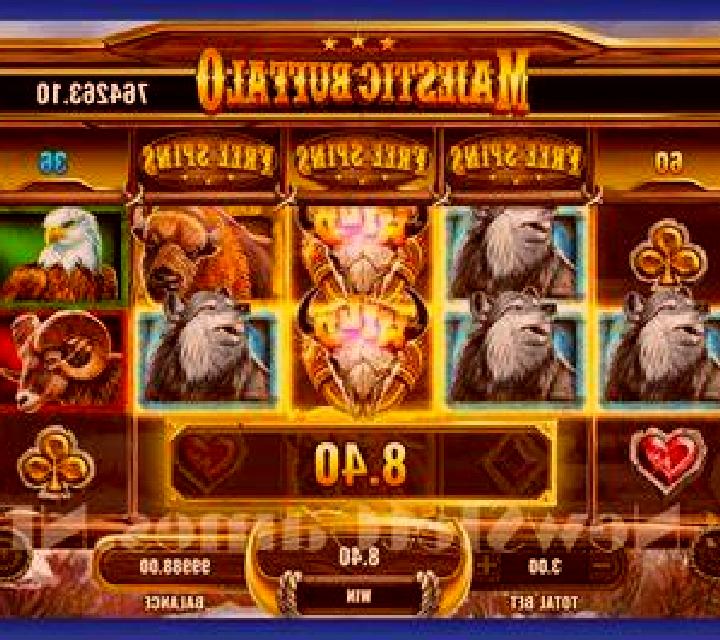 Majestic Crown 100 online slot