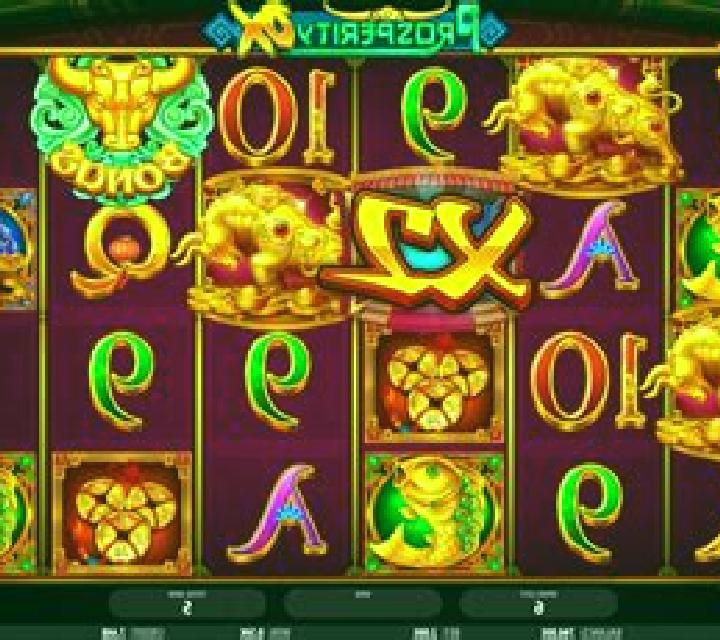 Pyramid Spin slot machine