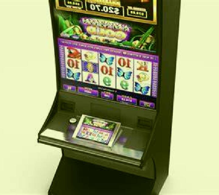 Royal Seven XXL Double Rush slot