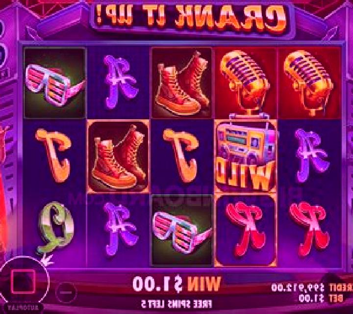 Space Neon slot