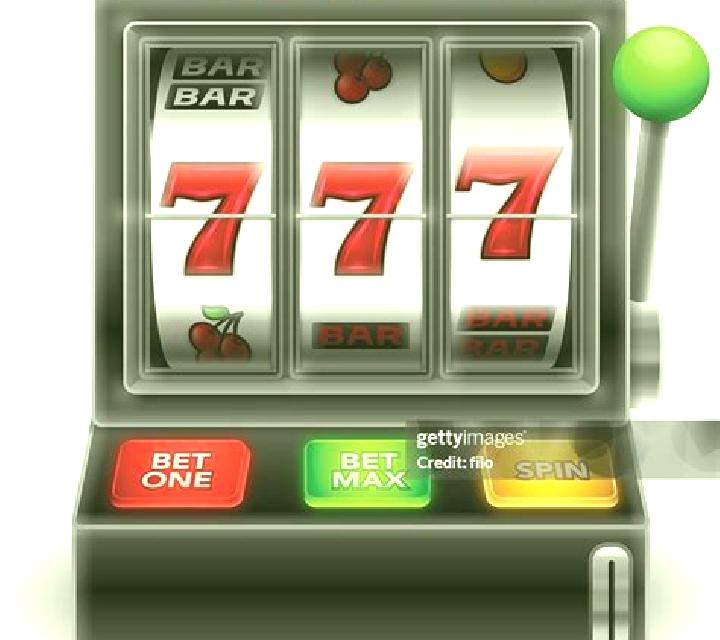 Spin Jones and the Golden Idol online slot