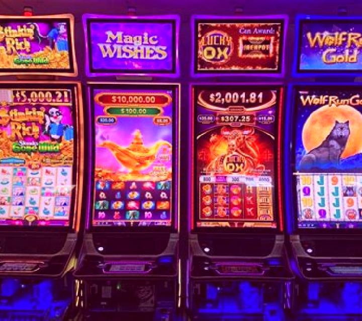 Suits slot