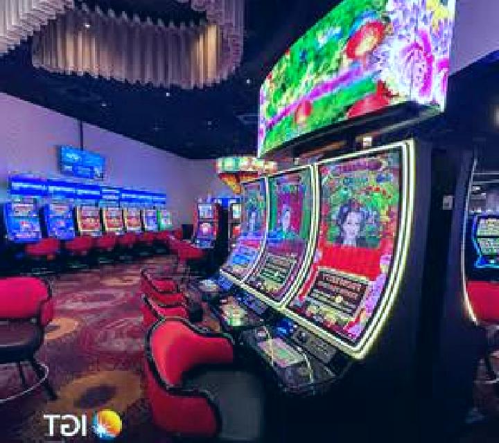 Triple Jewels Platinum slot game