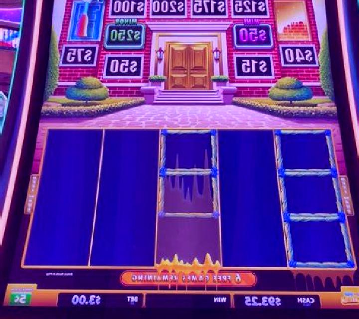 Vegas Wilds slot machine